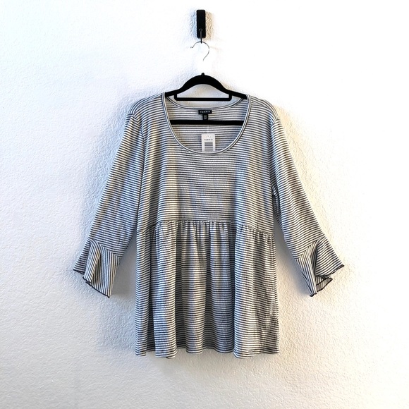 torrid Tops - Torrid • stripe bell-Quarter Sleeve Top